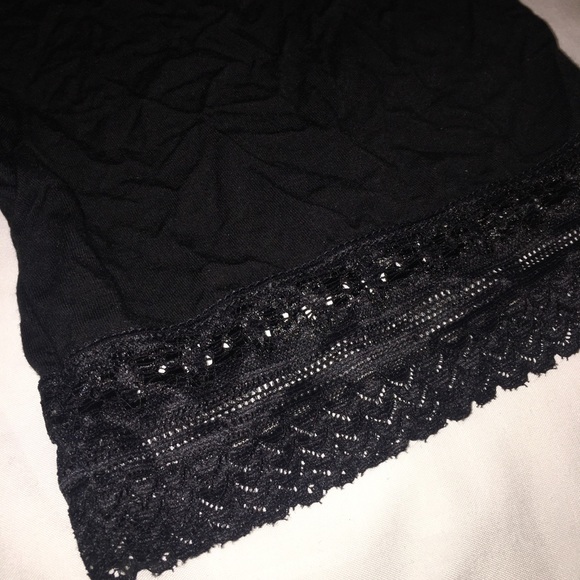 NWOT women’s stretchy shorts slip Size S/M - Picture 2 of 4